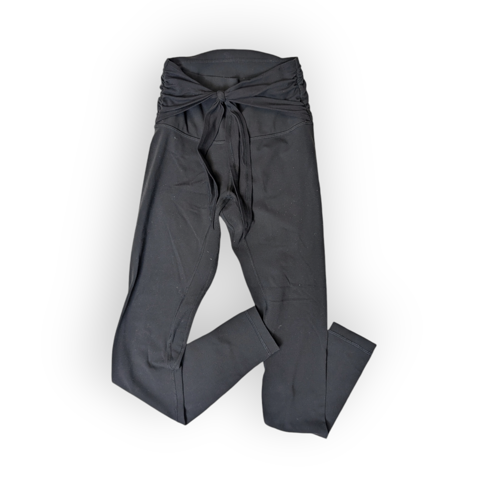 Lululemon black leggings size 4 store